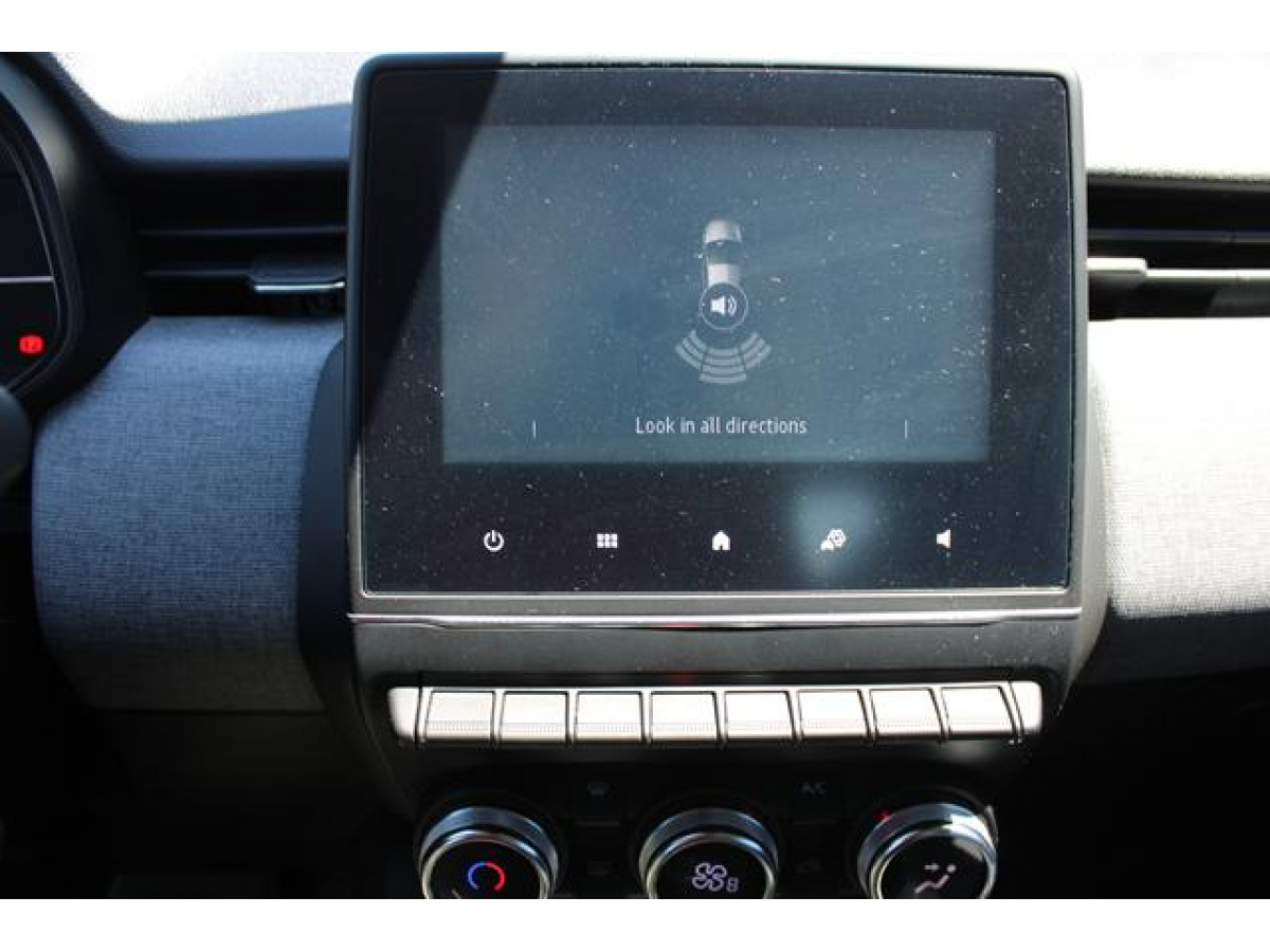 Renault Clio 1.6 E-tech Hybrid 