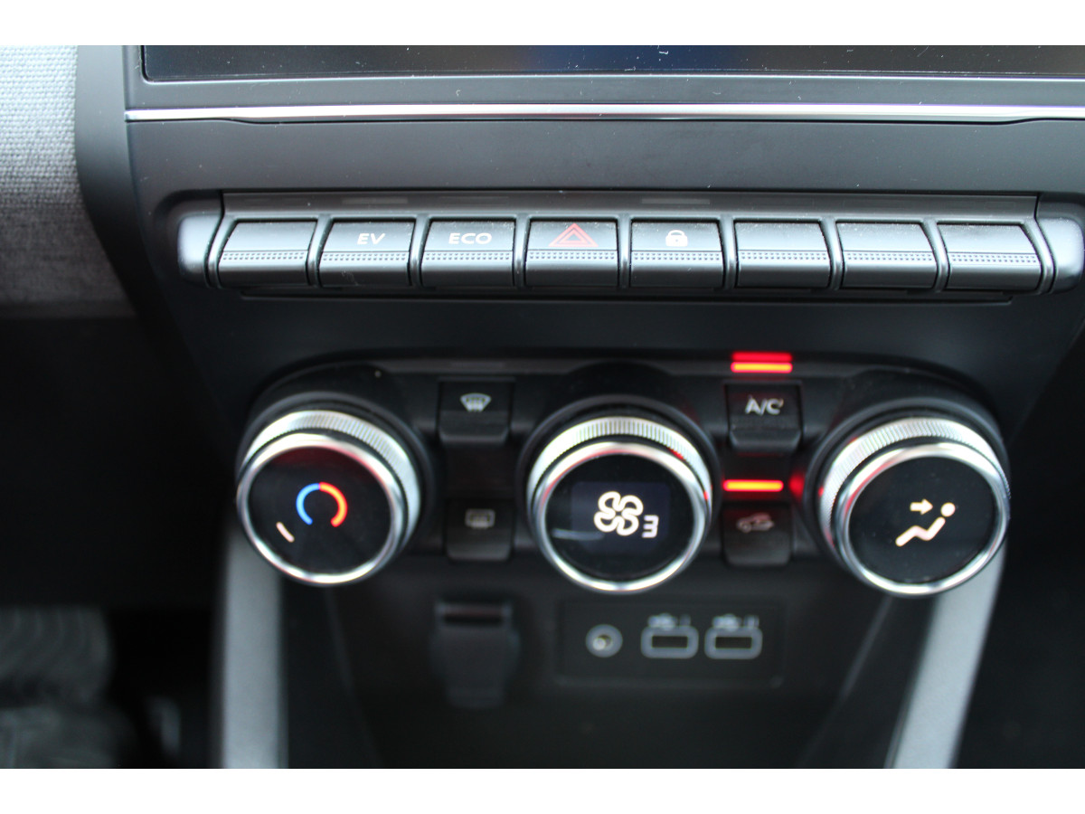 Renault Clio 1.6 E-Tech Hybrid 