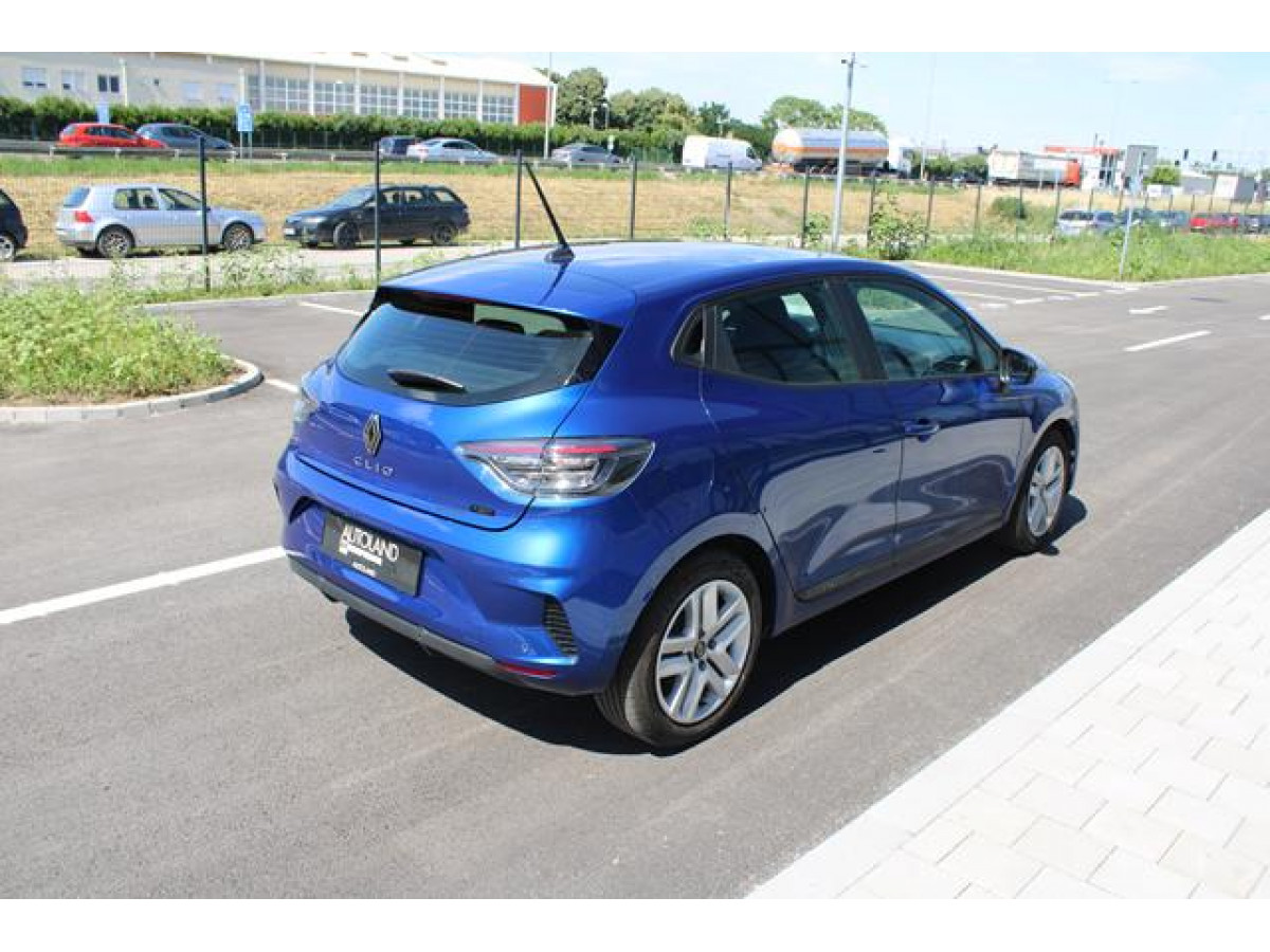 Renault Clio 1.6 E-tech Hybrid 