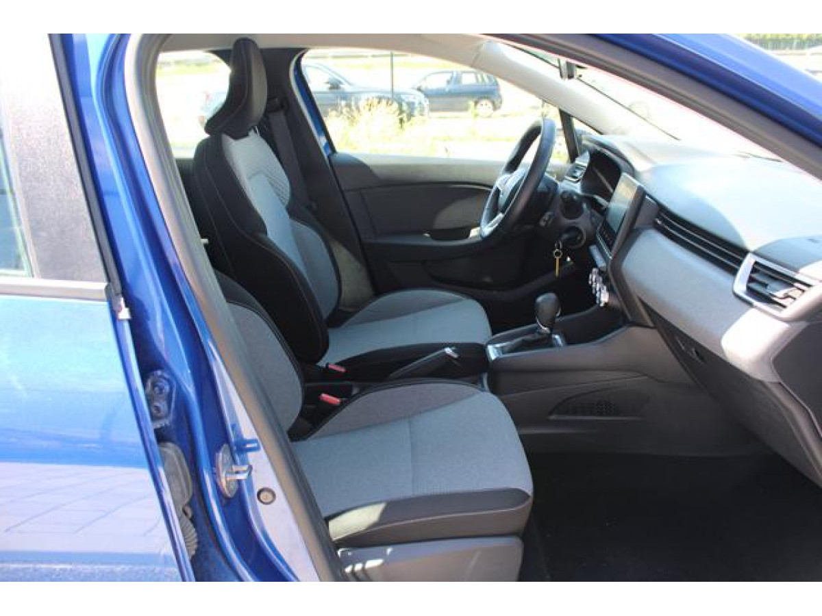 Renault Clio 1.6 E-tech Hybrid 