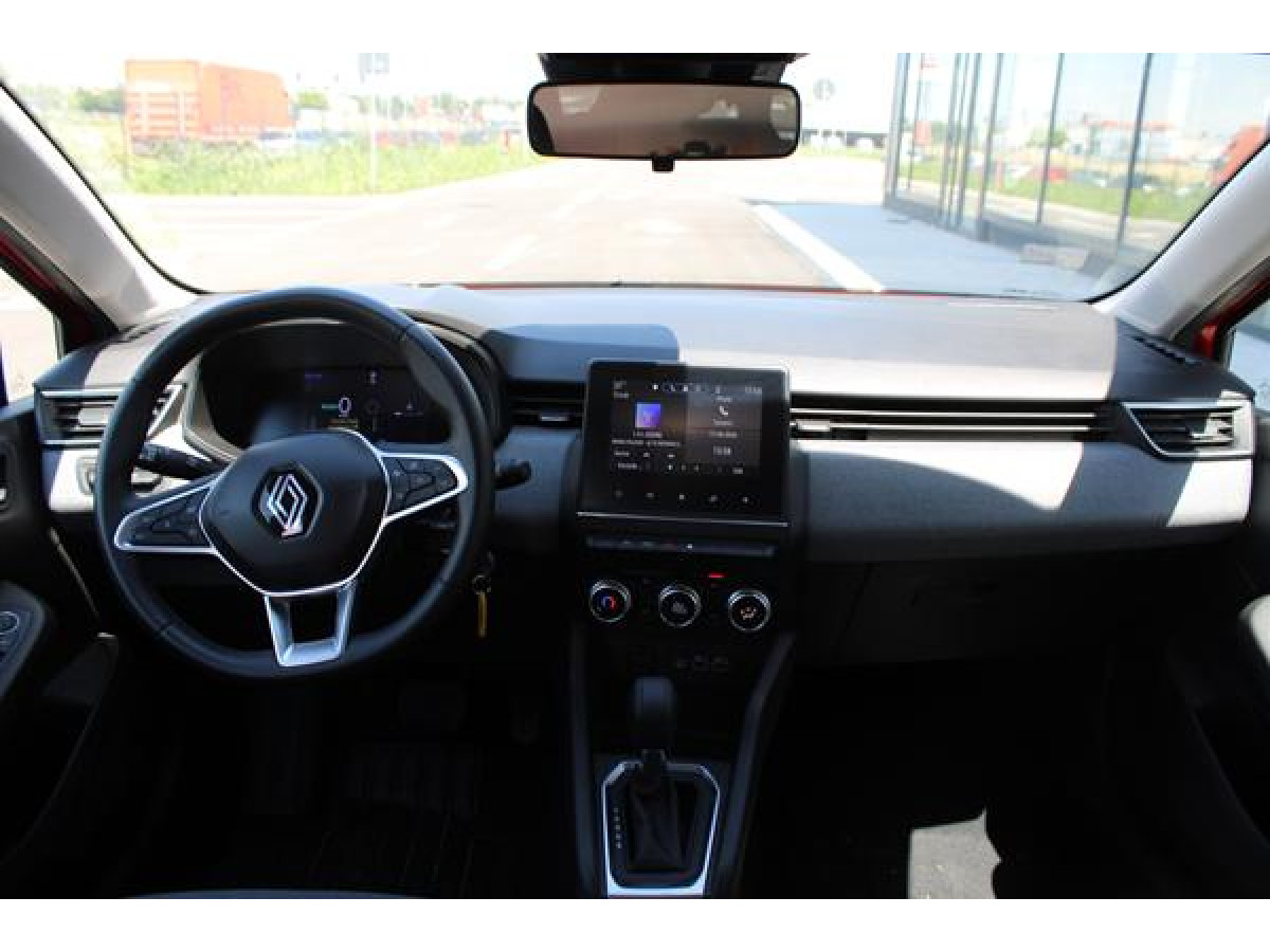 Renault Clio 1.6 E-tech Hybrid 