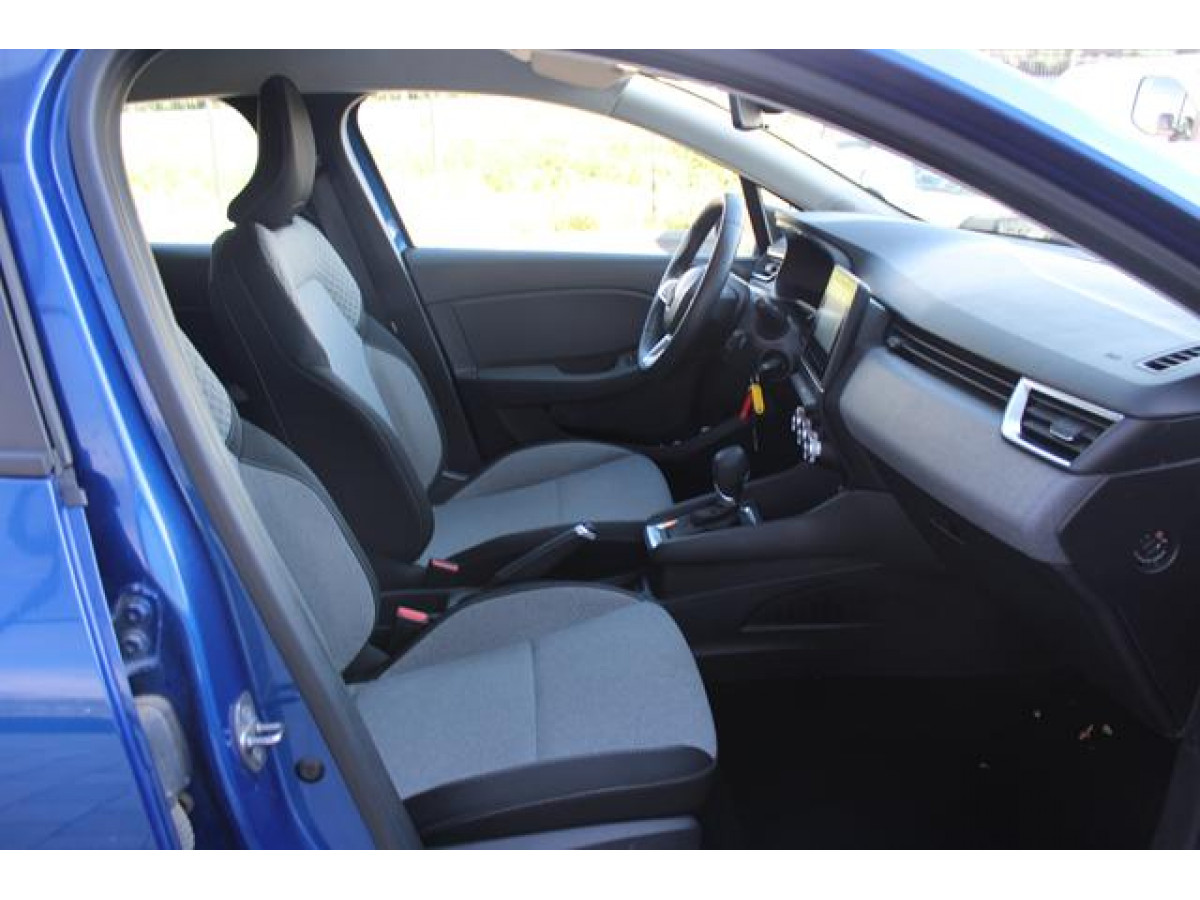 Renault Clio 1.6 E-tech Hybrid 