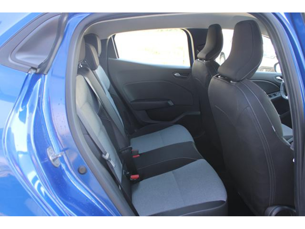 Renault Clio 1.6 E-tech Hybrid 