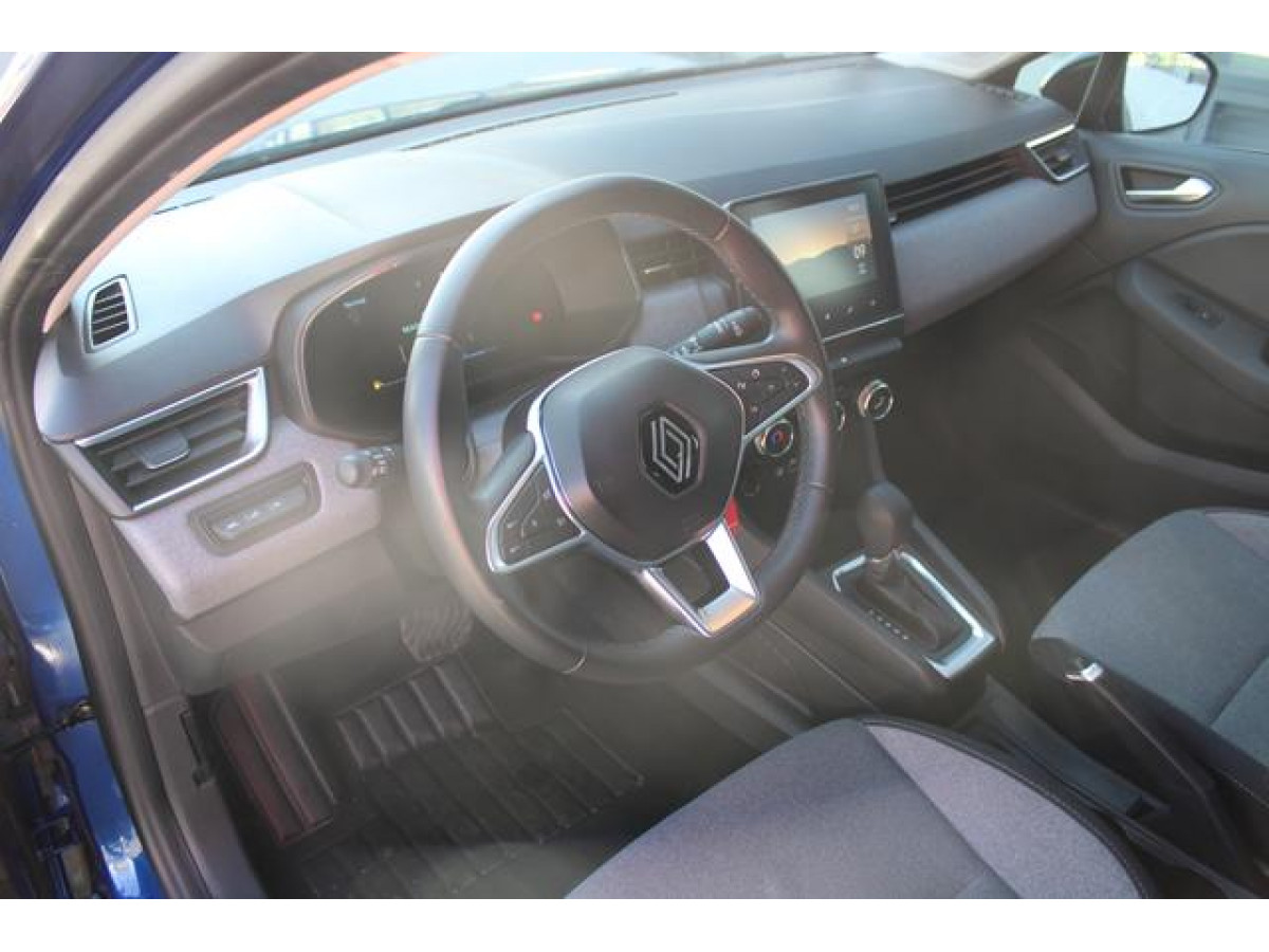 Renault Clio 1.6 E-tech Hybrid 