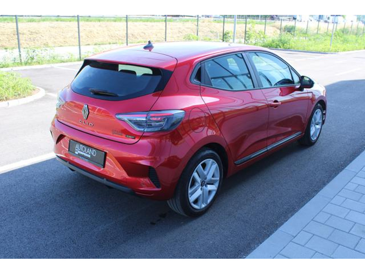Renault Clio 1.6 E-tech Hybrid 