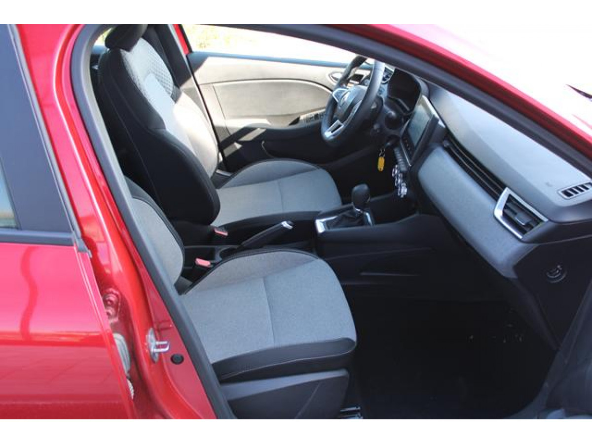 Renault Clio 1.6 E-tech Hybrid 