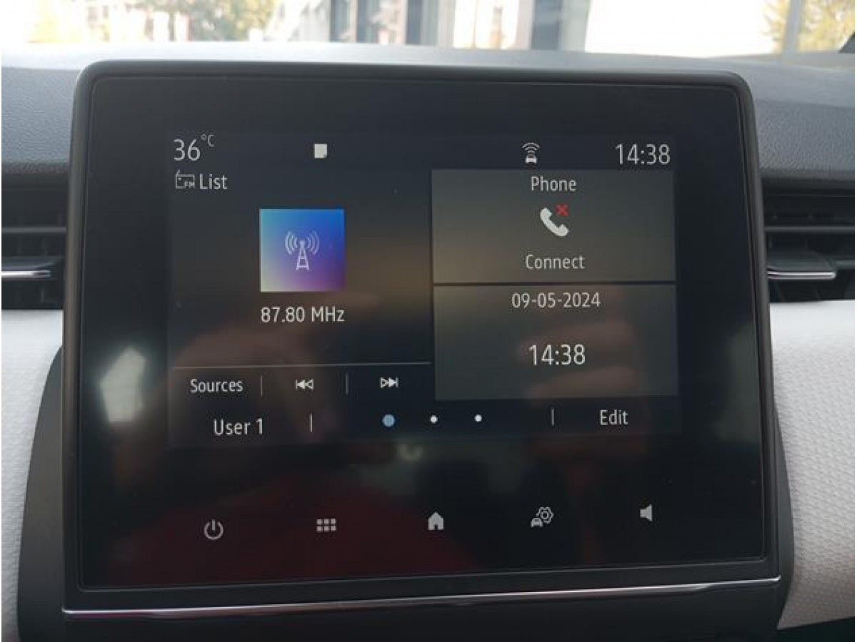 Renault Clio 1.0 sCe Limited