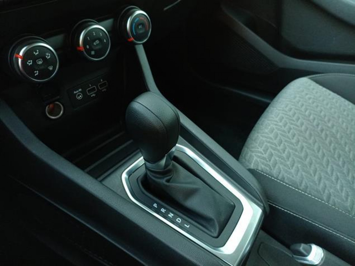 Renault Clio 1.0 tCe Limited CVT