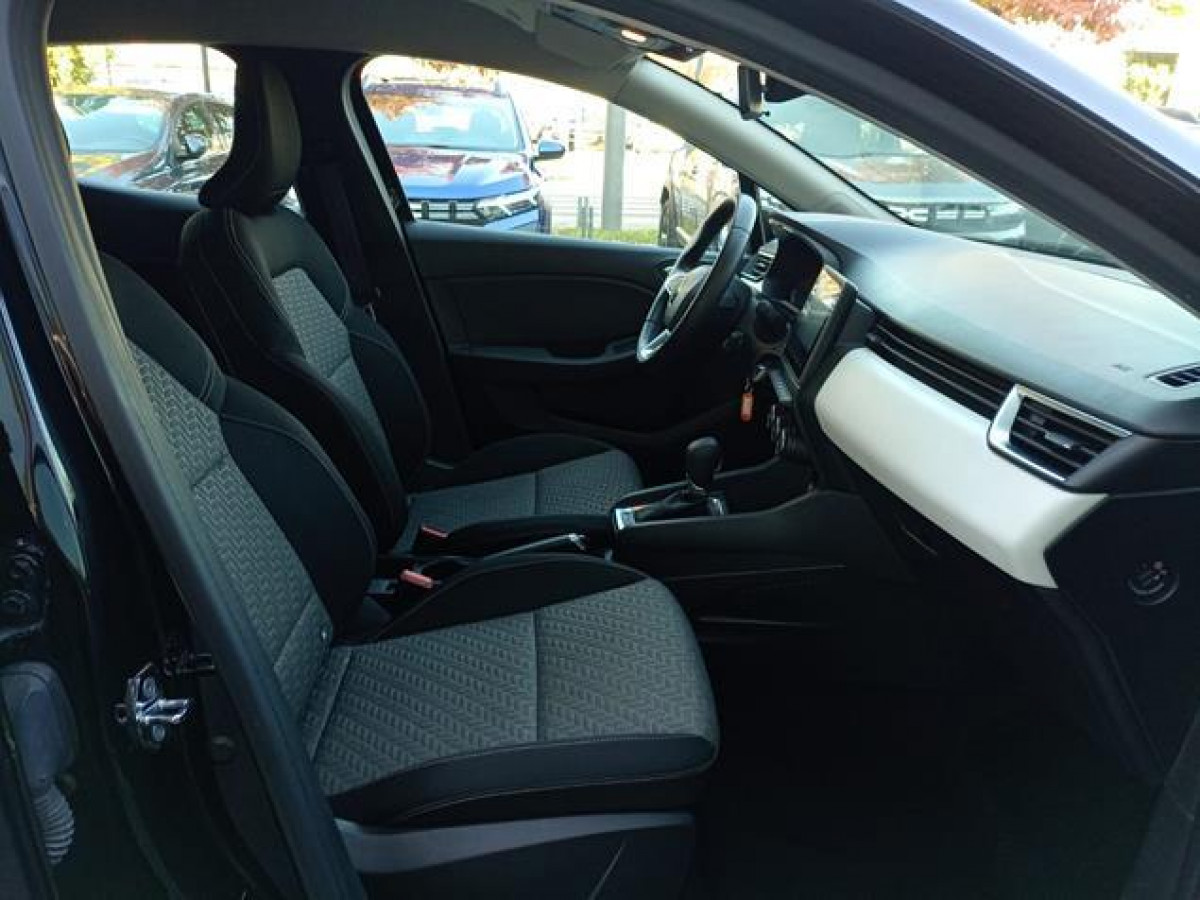 Renault Clio 1.0 tCe Limited CVT
