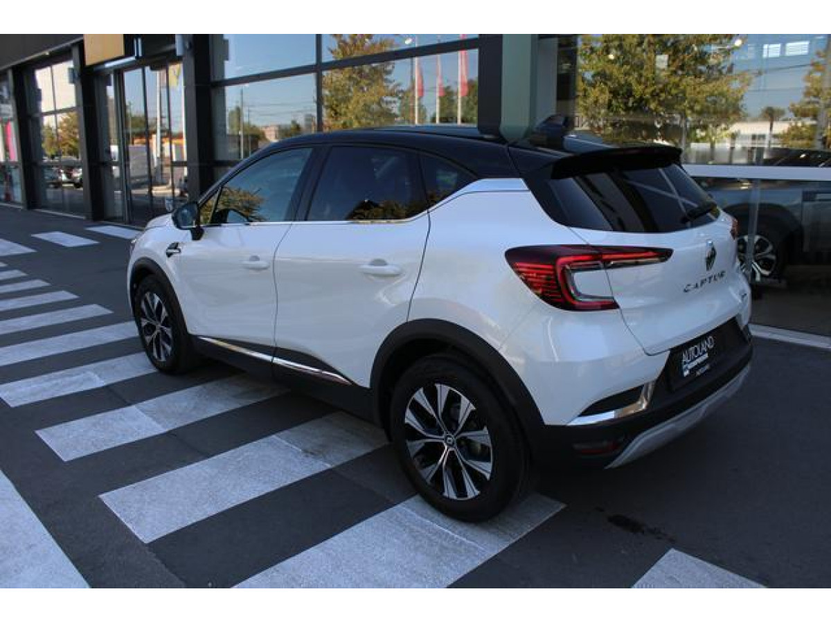 Renault Captur 1.3 tCe DCT Intens 