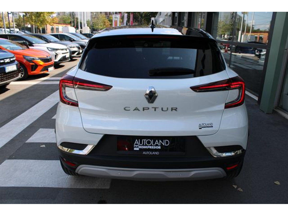 Renault Captur 1.3 tCe DCT Intens 