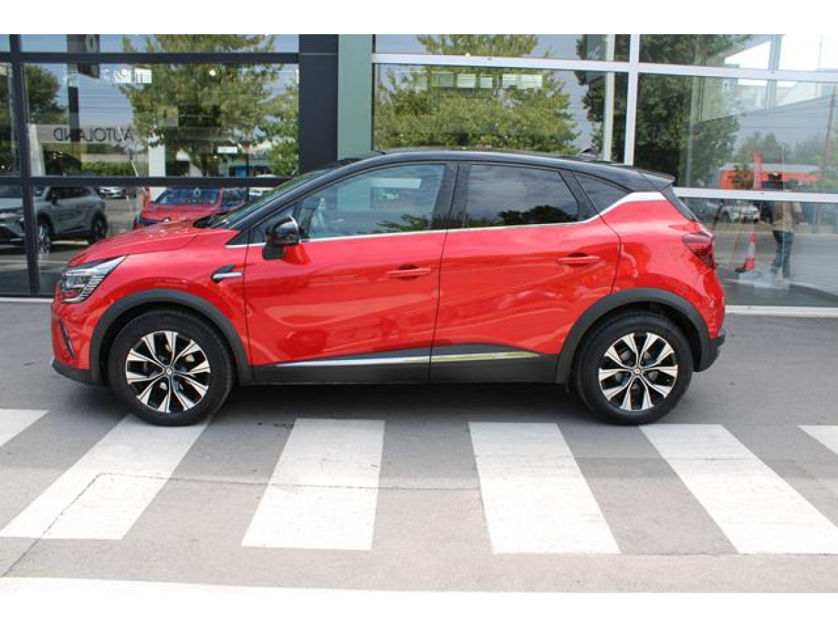 Renault Captur 1.3 tCe DCT Intens 