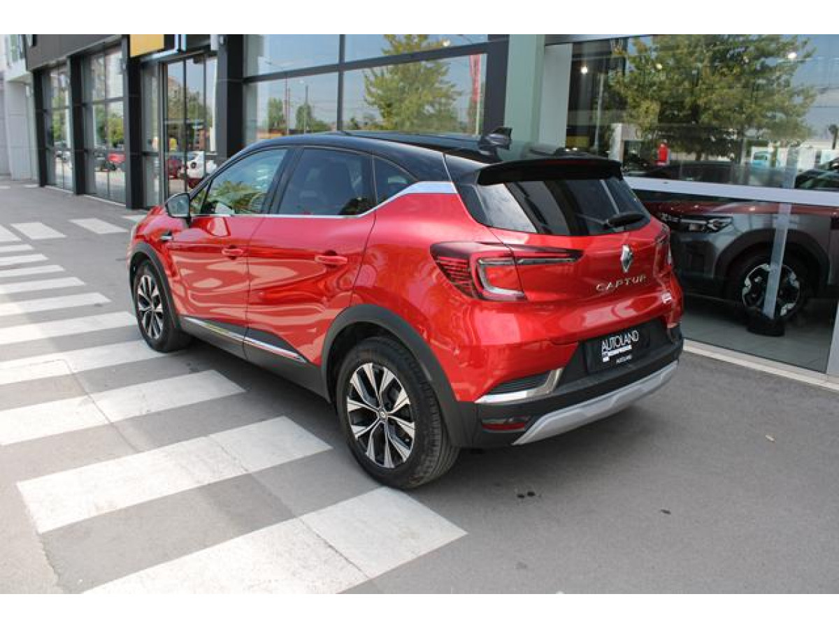 Renault Captur 1.3 tCe DCT Intens 