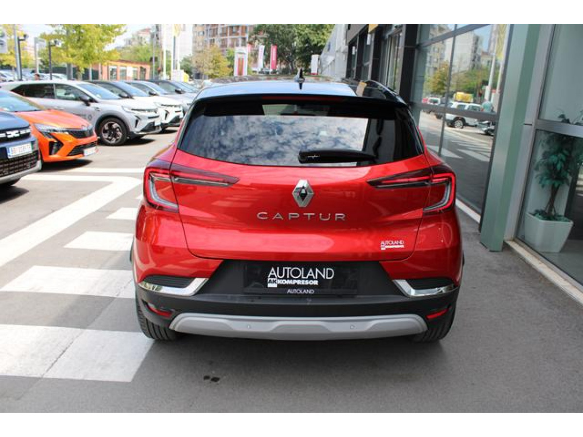Renault Captur 1.3 tCe DCT Intens 