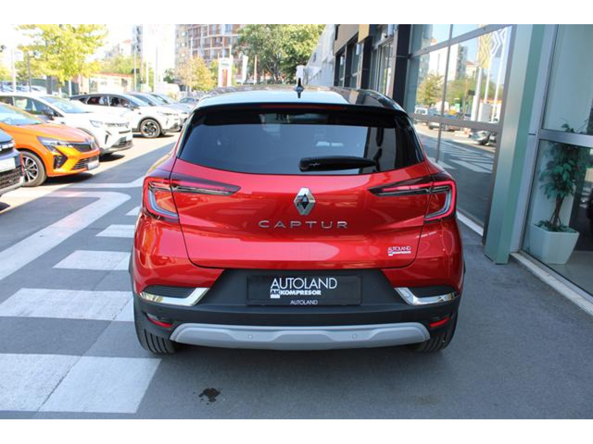 Renault Captur 1.3 tCe DCT Intens 