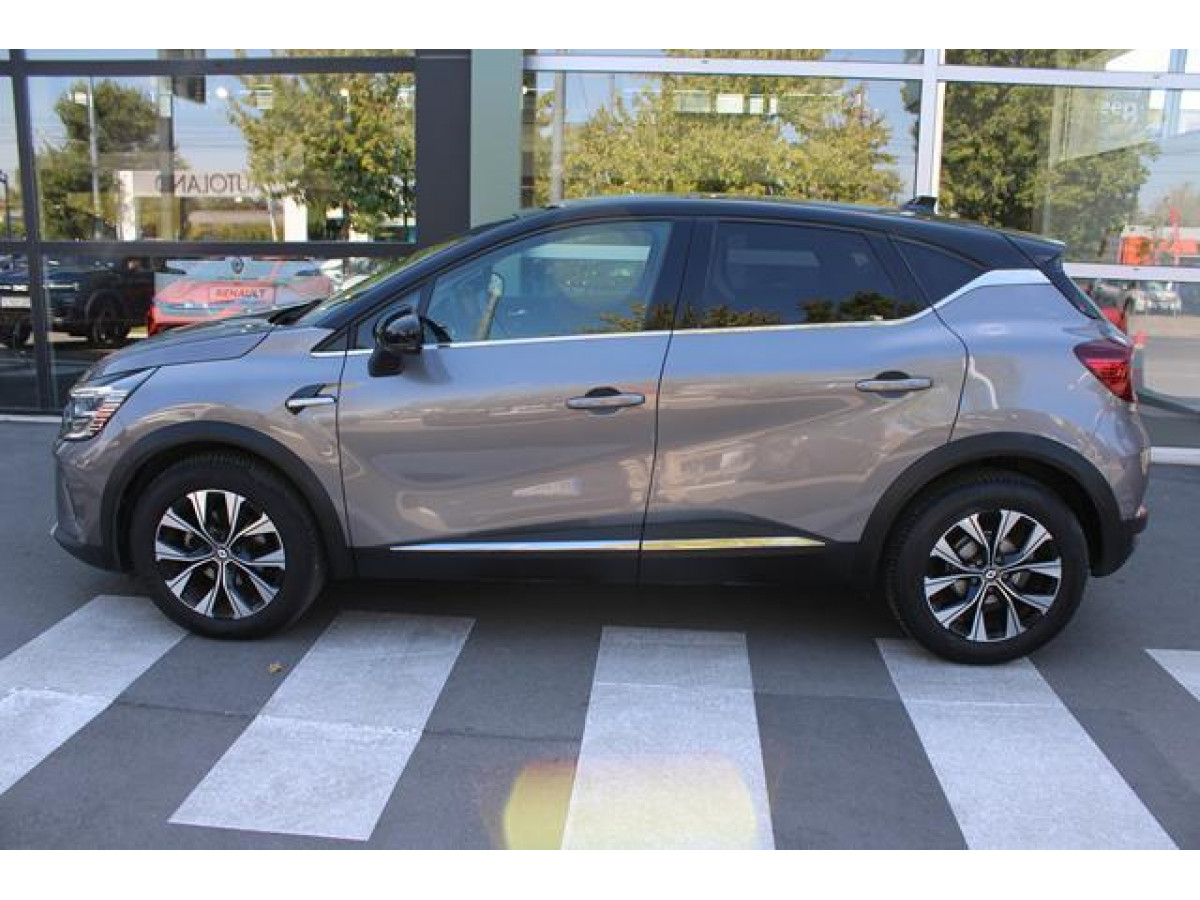 Renault Captur 1.3 tCe DCT Intens 