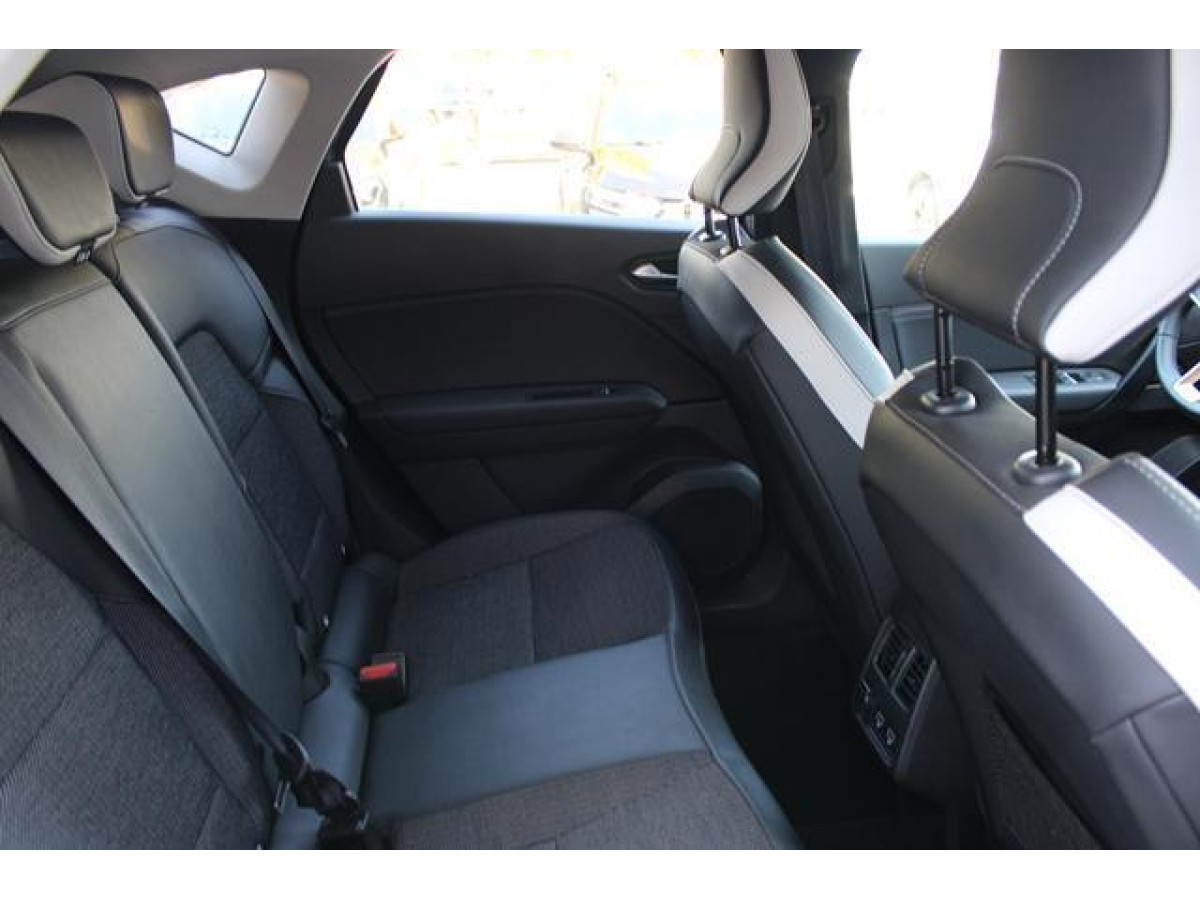 Renault Captur 1.3 tCe DCT Intens 