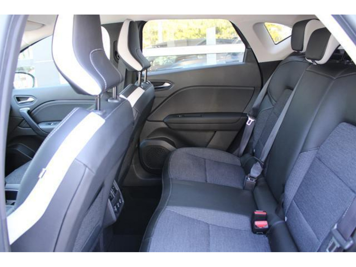 Renault Captur 1.3 tCe DCT Intens 