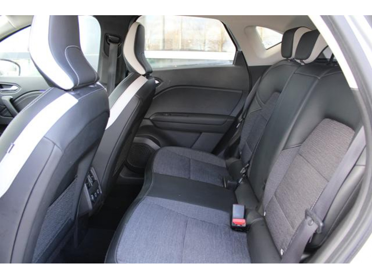 Renault Captur 1.0 tCe Intens 