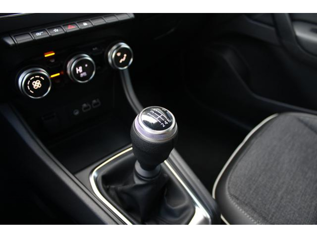 Renault Captur 1.0 tCe Intens 