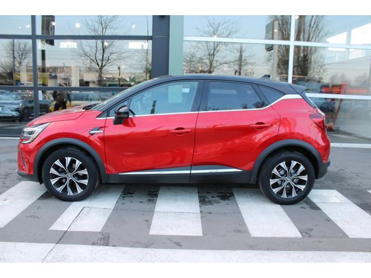 Renault Captur 1.3 tCe DCT Hybrid Intens 