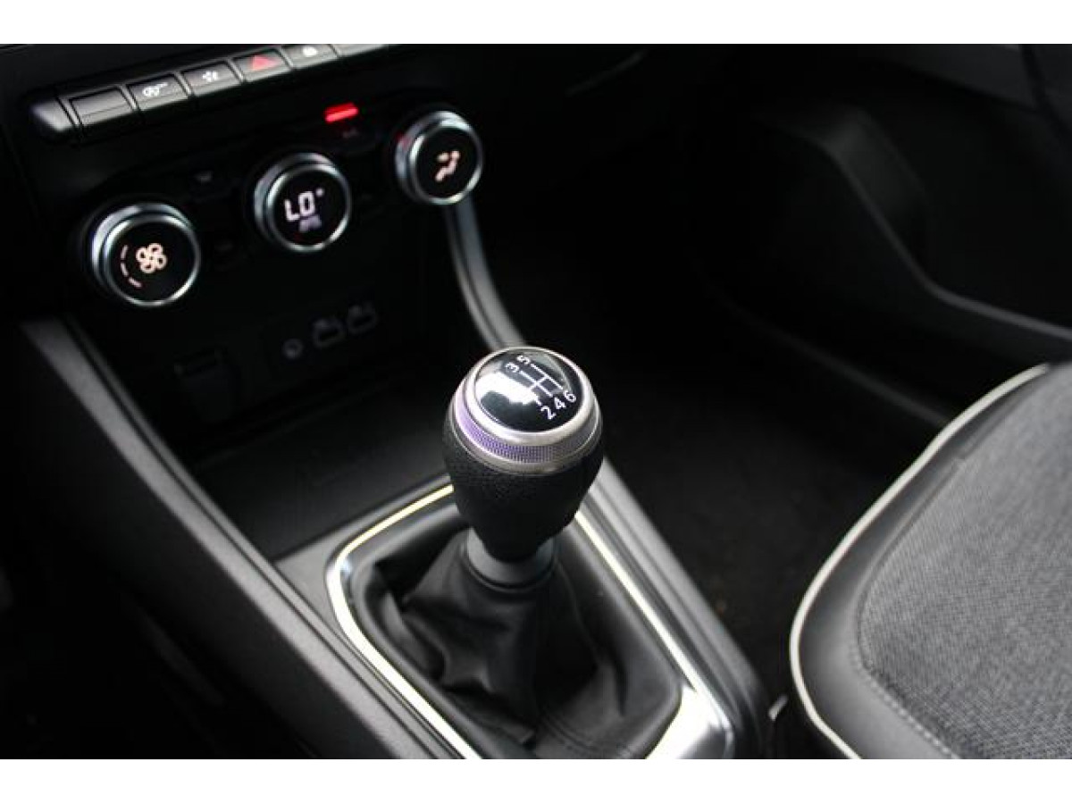 Renault Captur 1.0 tCe Intens 