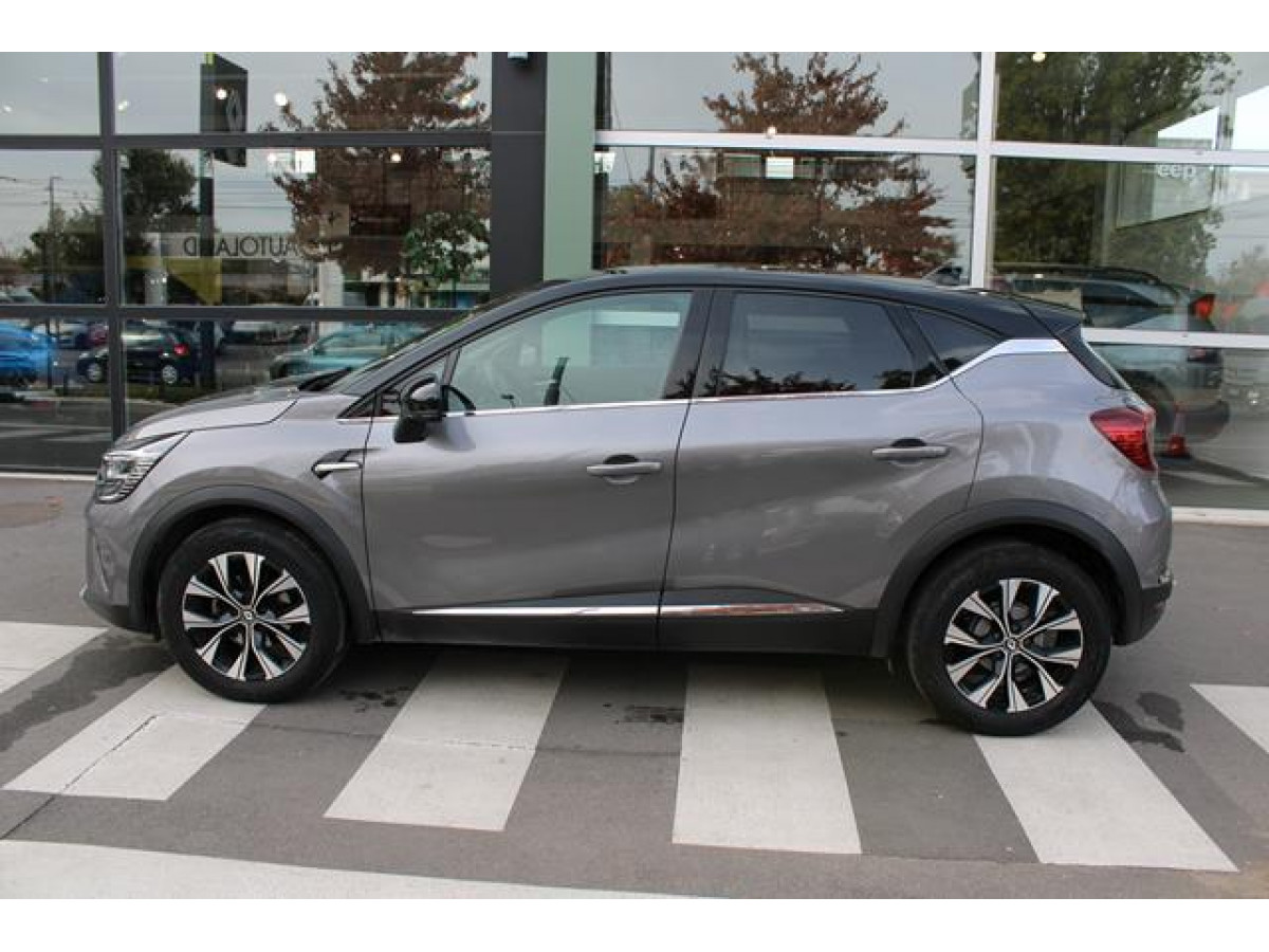 Renault Captur 1.3 tCe DCT Intens 