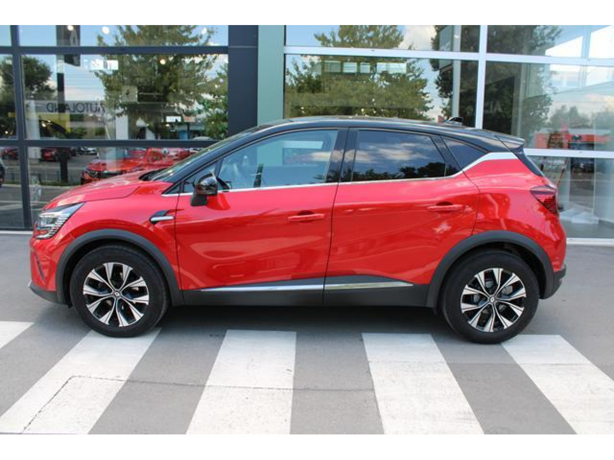 Renault Captur 1.3 tCe DCT Intens 