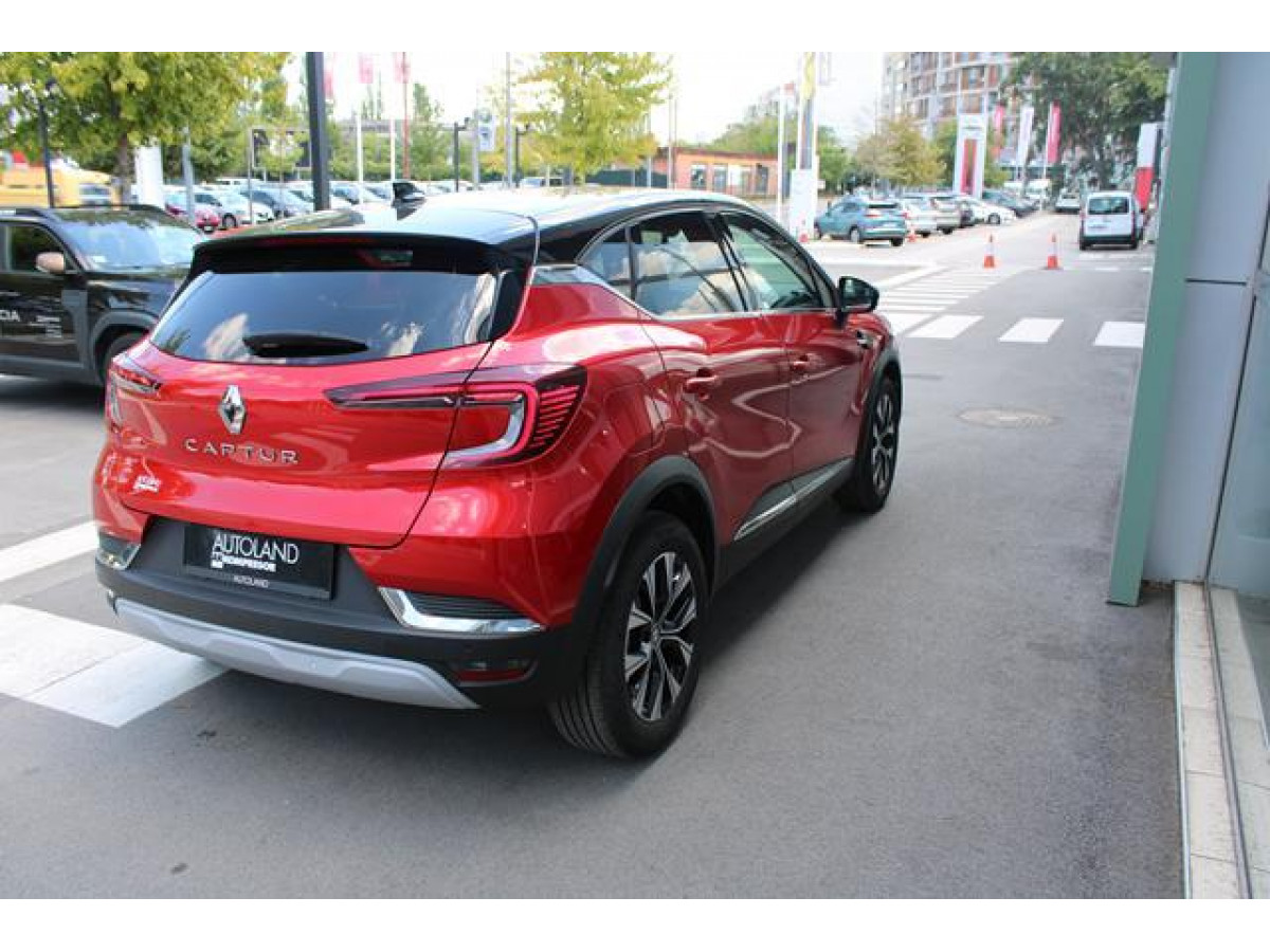 Renault Captur 1.3 tCe DCT Intens 