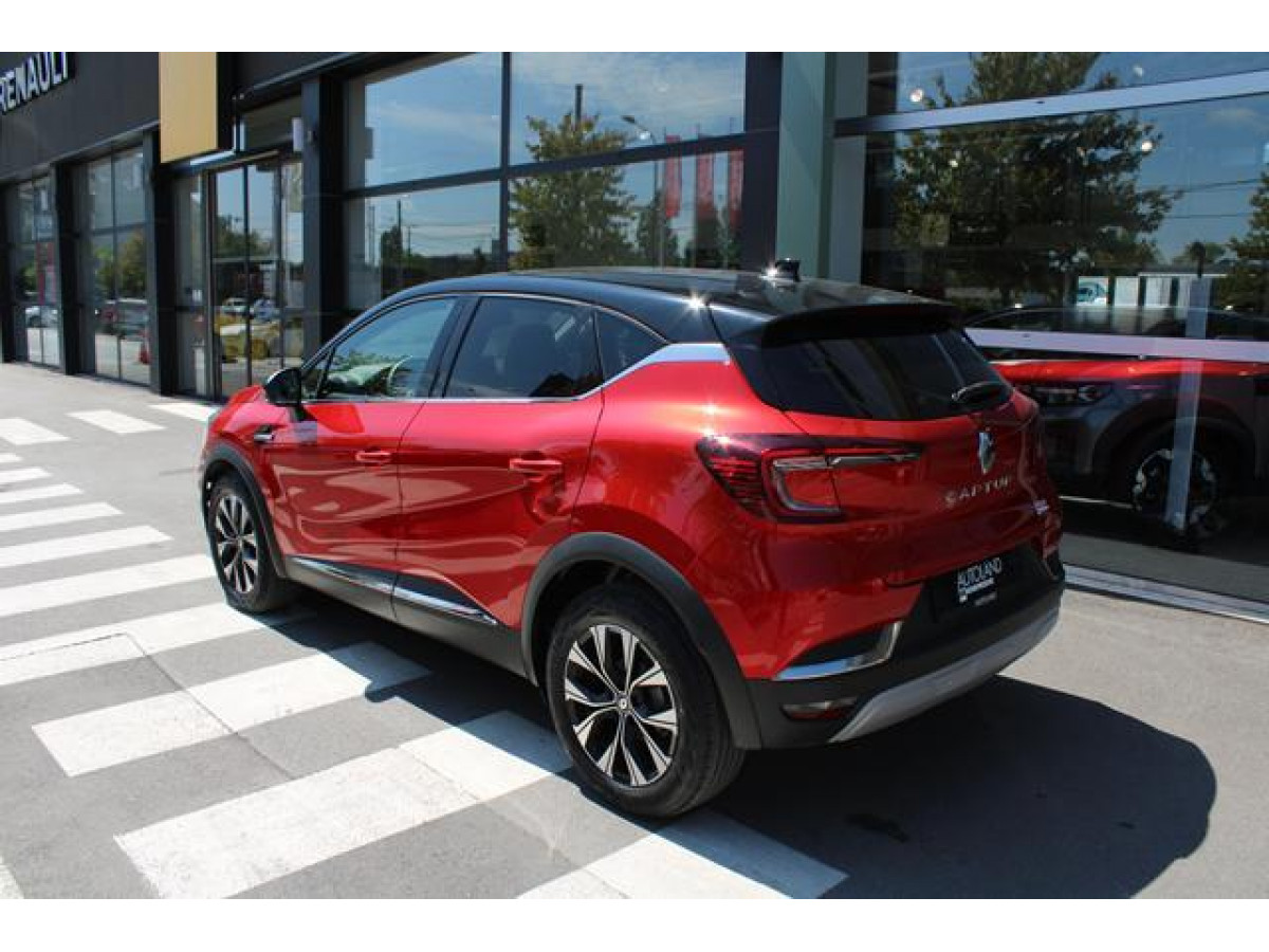Renault Captur 1.3 tCe DCT Intens 