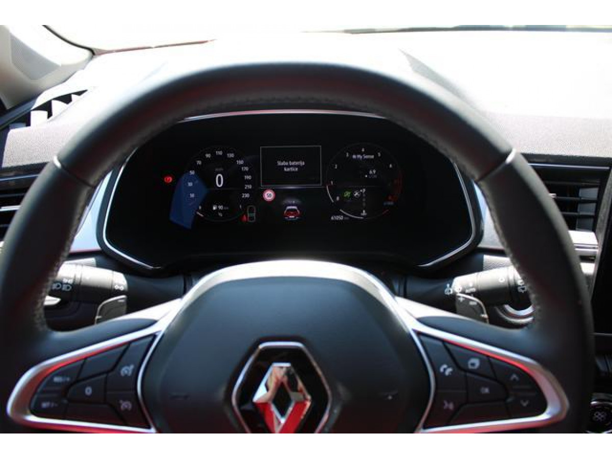 Renault Captur 1.3 tCe DCT Intens 
