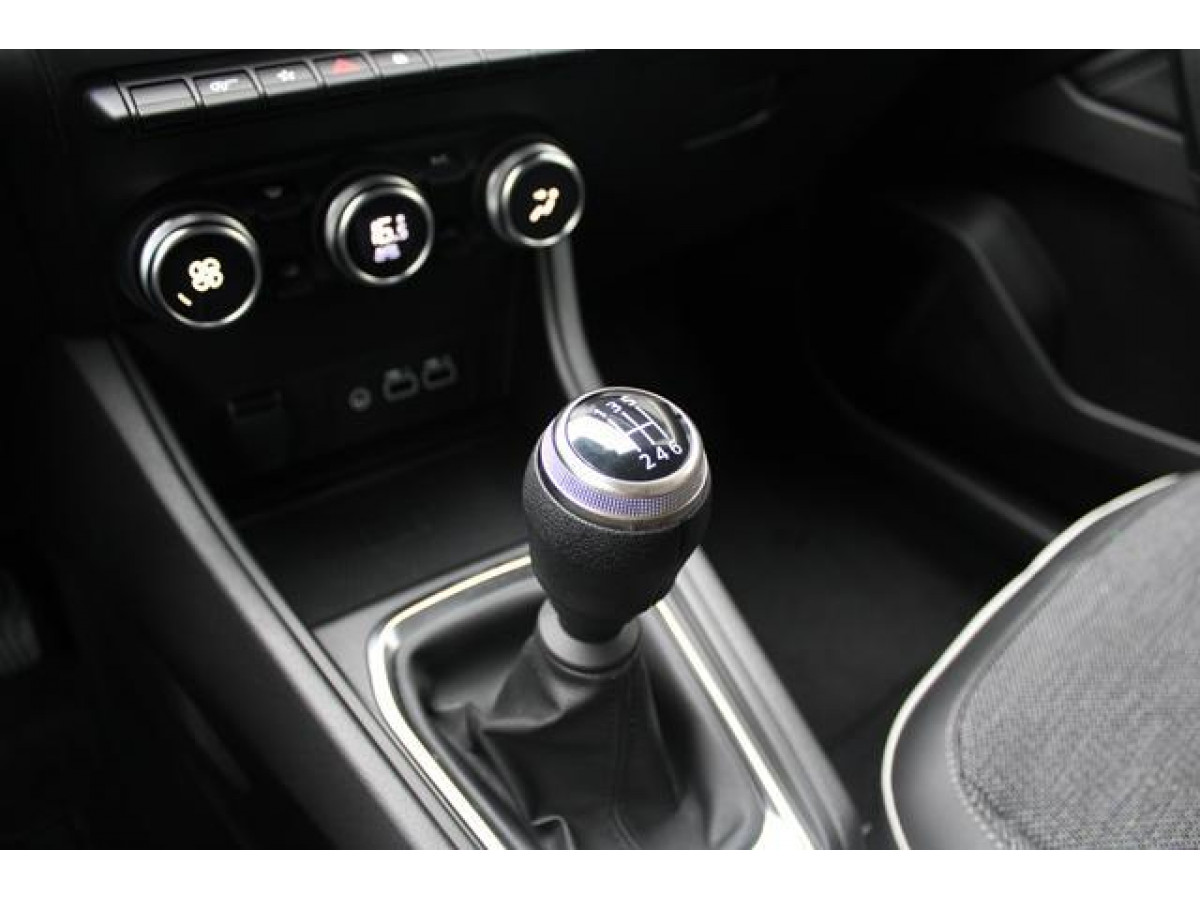 Renault Captur 1.0 tCe Intens 
