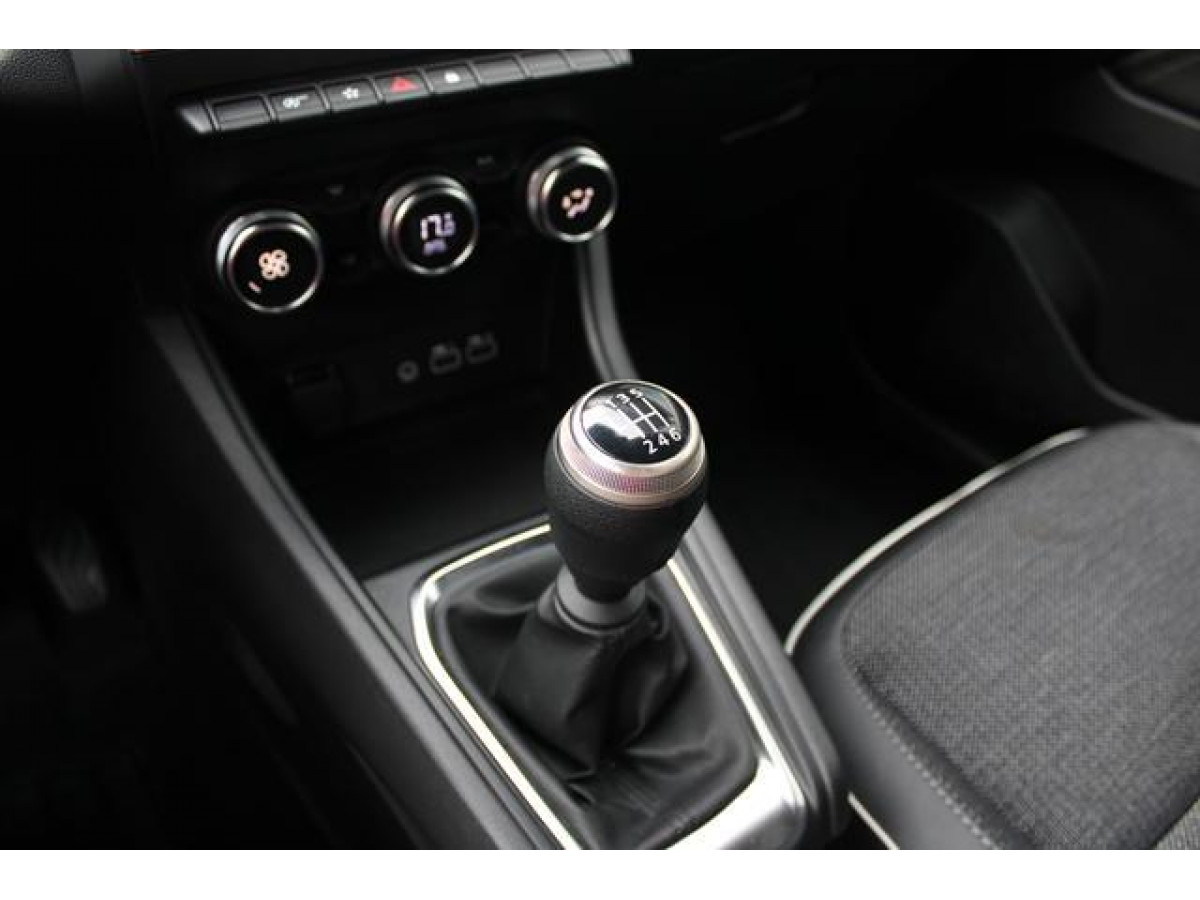 Renault Captur 1.0 tCe Intens 