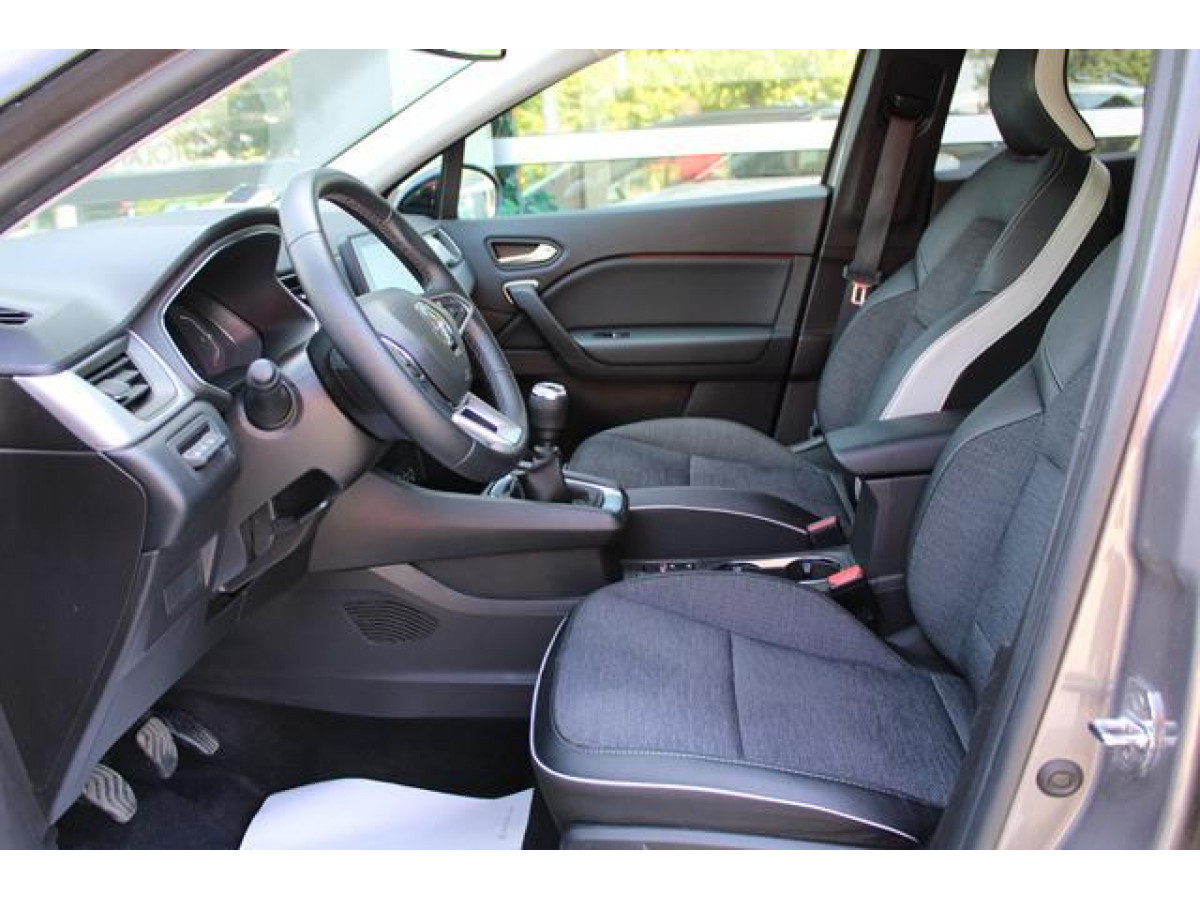 Renault Captur 1.0 tCe INTENS 