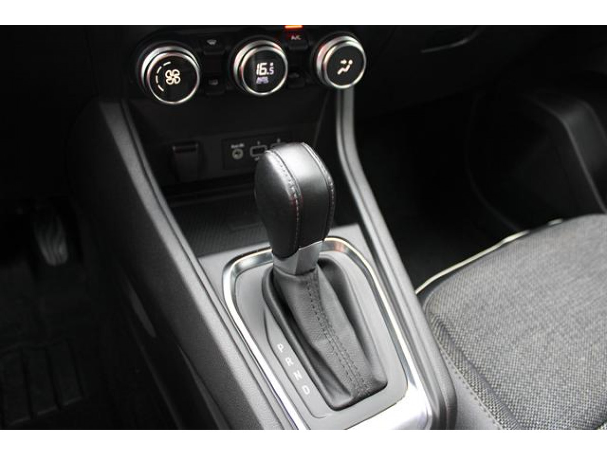 Renault Captur 1.3 tCe DCT Intens 