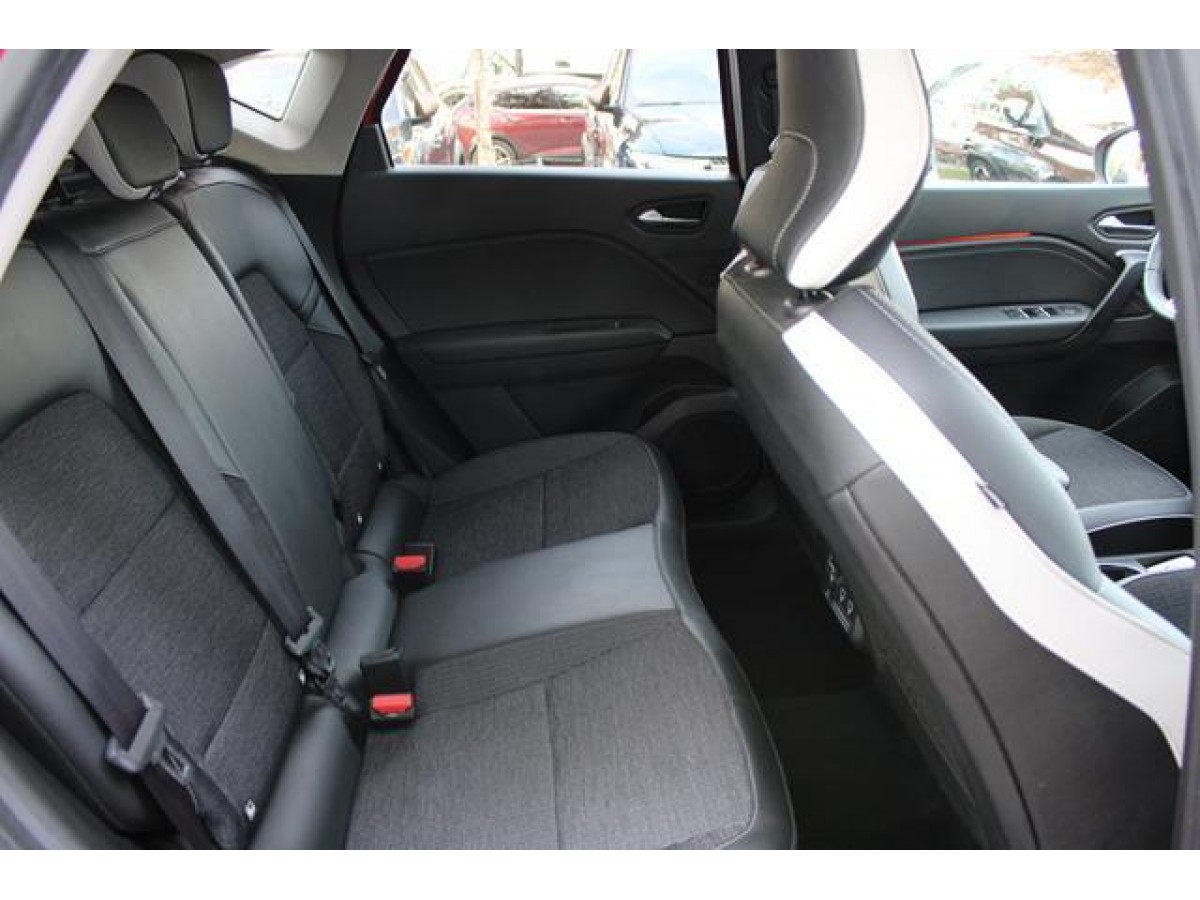 Renault Captur 1.0 tCe Intens 