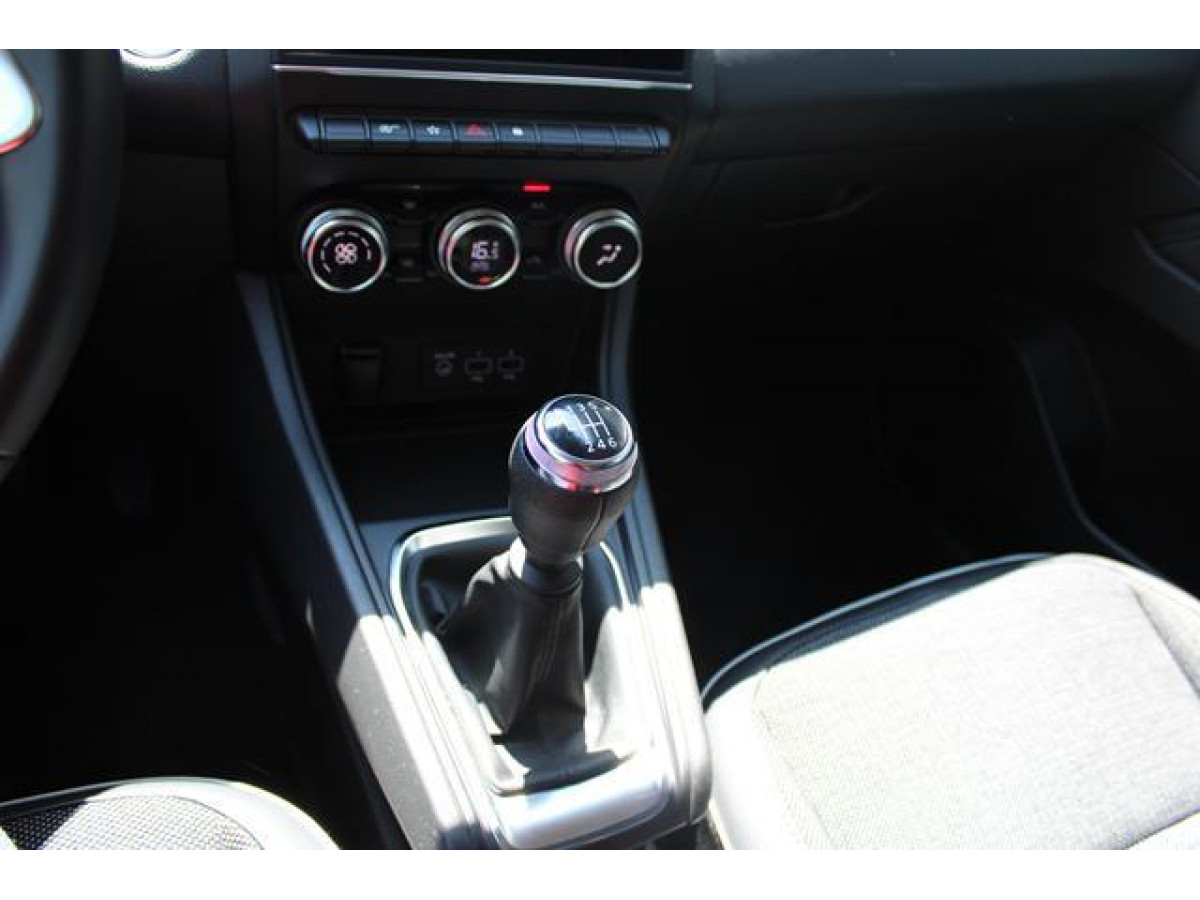 Renault Captur 1.0 tCe Intens 
