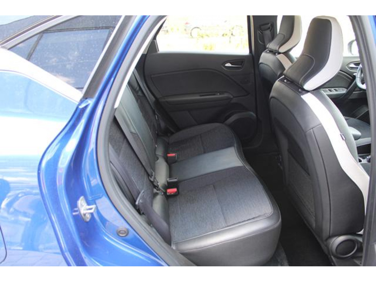 Renault Captur 1.3 tCe Intens EDC 
