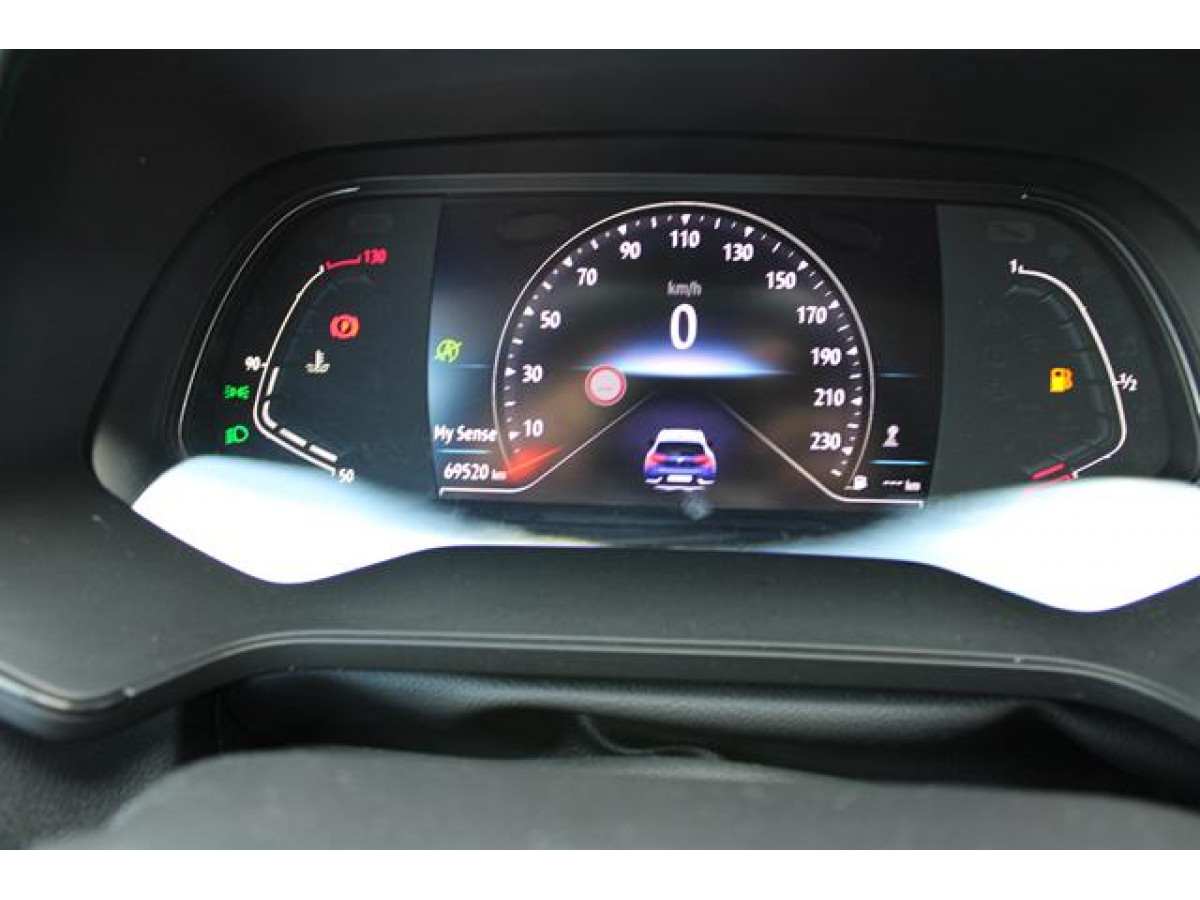 Renault Captur 1.3 tCe Intens EDC 