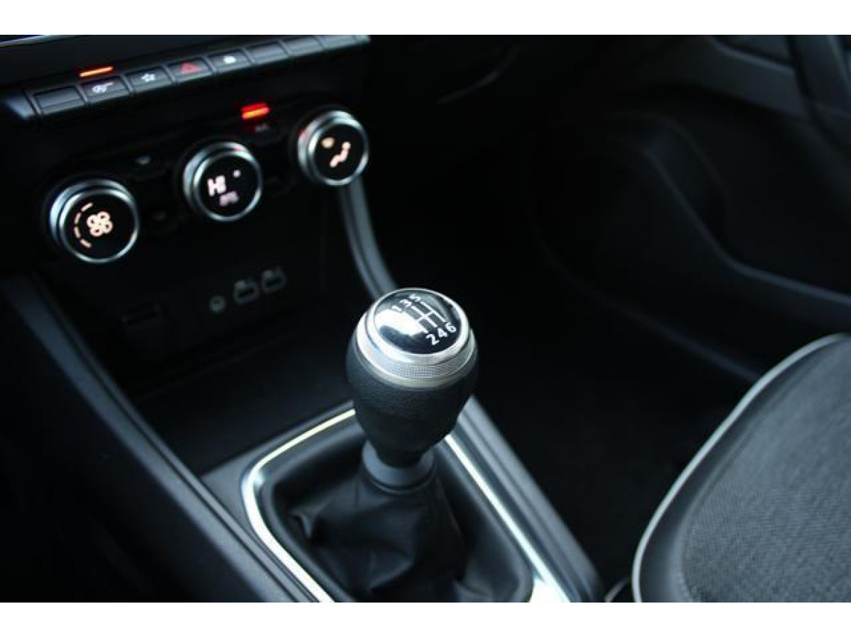 Renault Captur 1.0 tCe Intens 