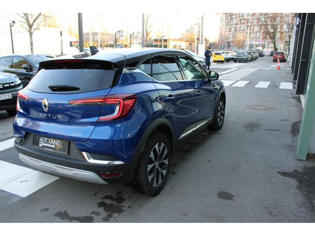 Renault Captur 1.3 tCe DCT Intens 