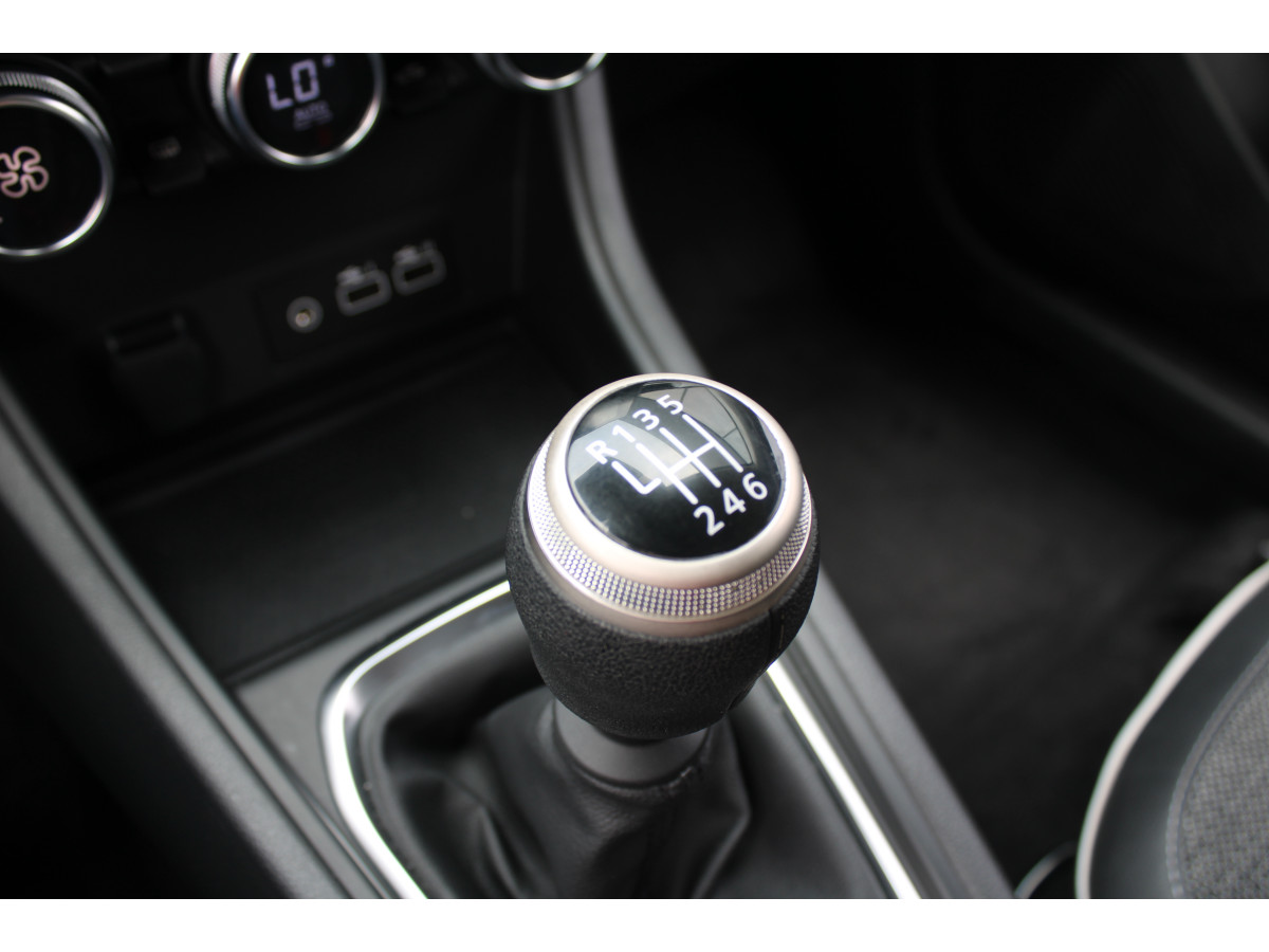 Renault Captur 1.0 tCe Intens 