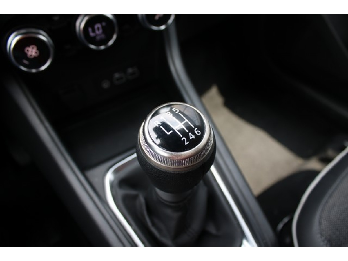 Renault Captur 1.0 tCe Intens 