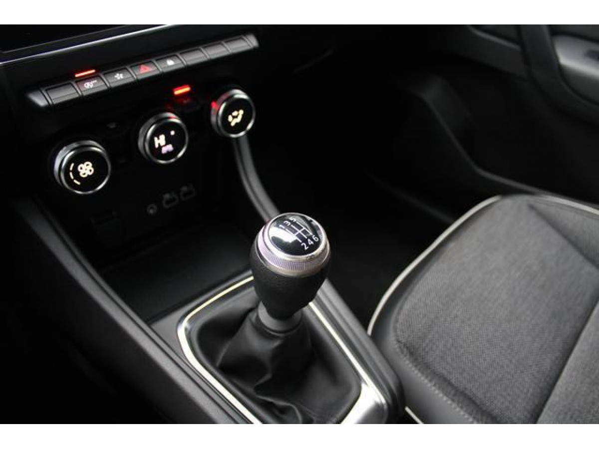 Renault Captur 1.0 tCe Intens 