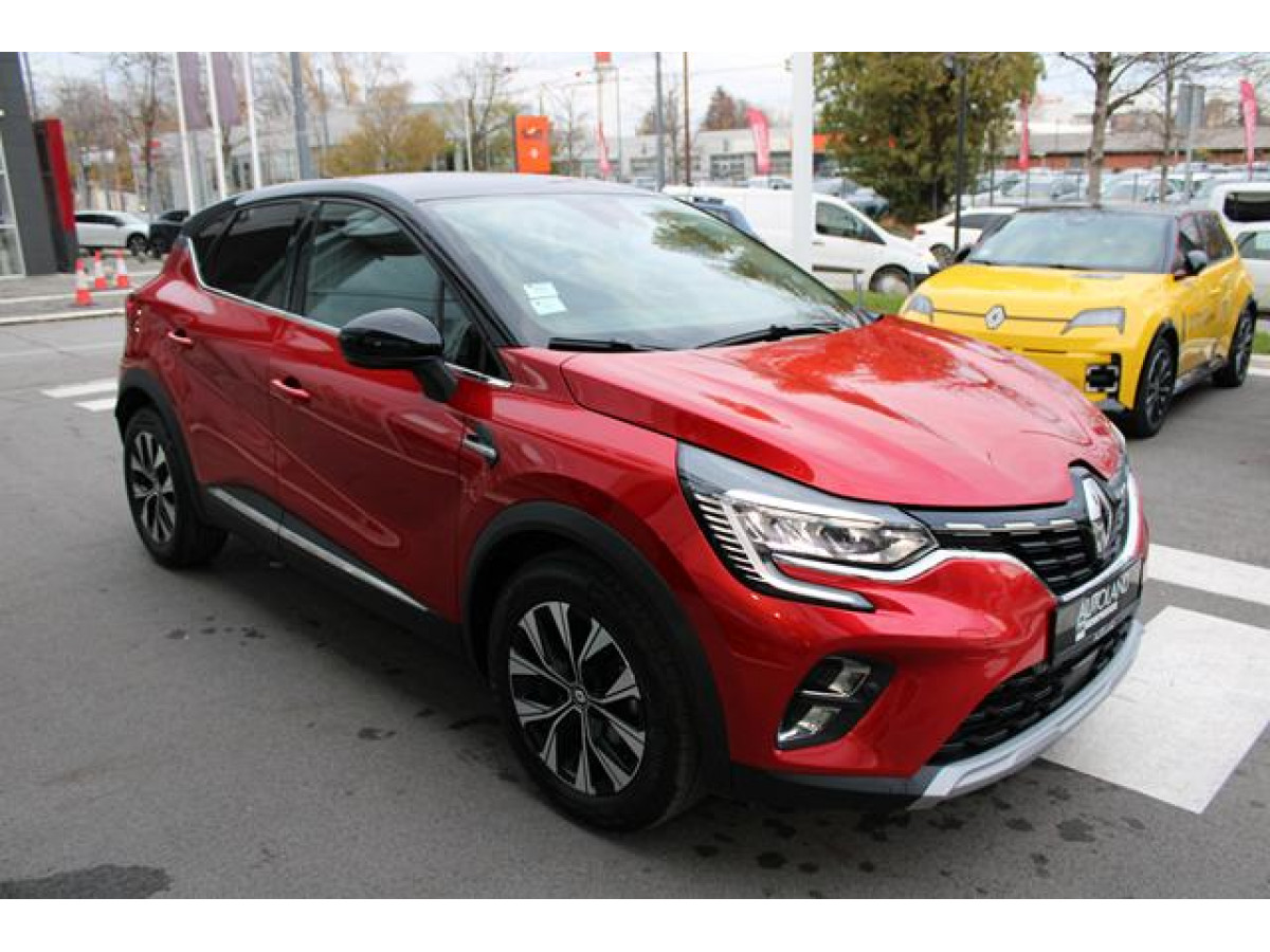 Renault Captur 1.3 tCe DCT Intens 