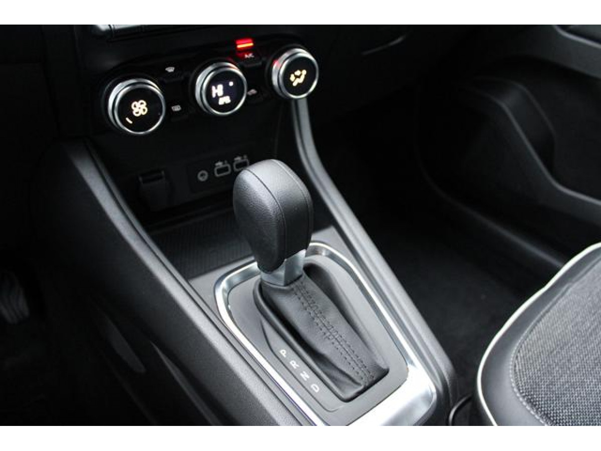 Renault Captur 1.3 tCe DCT Intens 