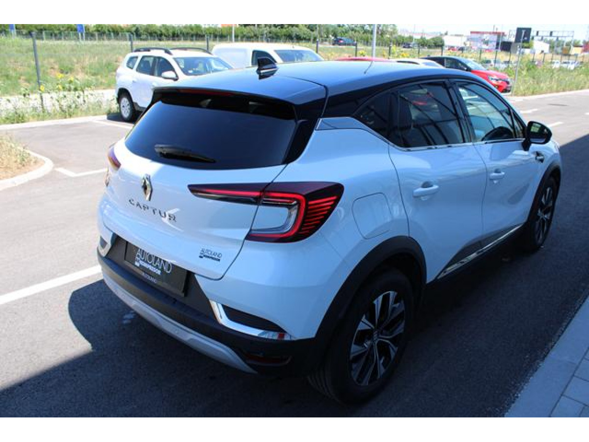 Renault Captur 1.0 tCe Intens 