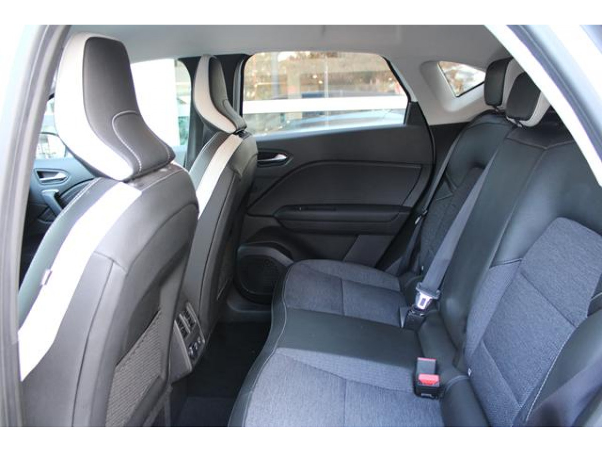 Renault Captur 1.0 tCe Intens 