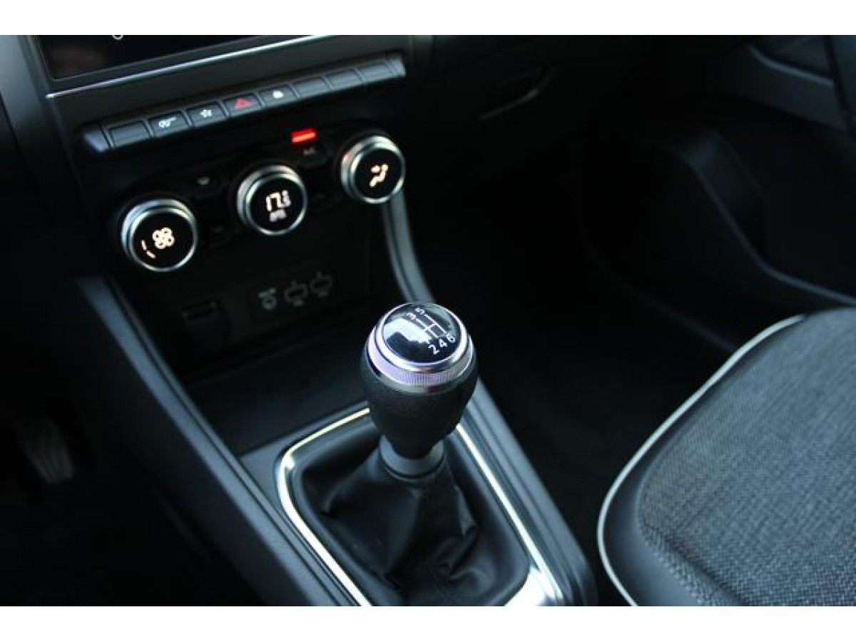 Renault Captur 1.0 tCe Intens 