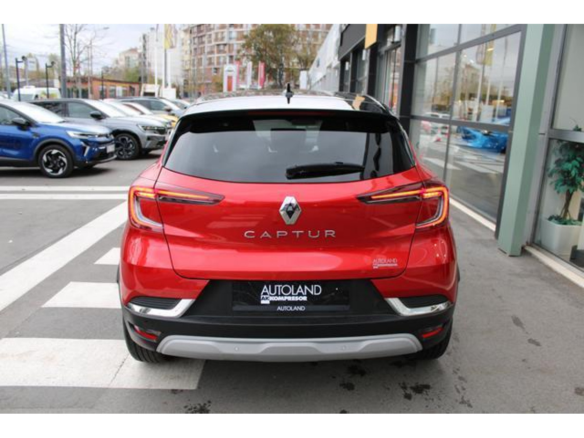 Renault Captur 1.3 tCe DCT Intens 